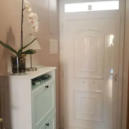 Apartamento Chloe Апартаменты *